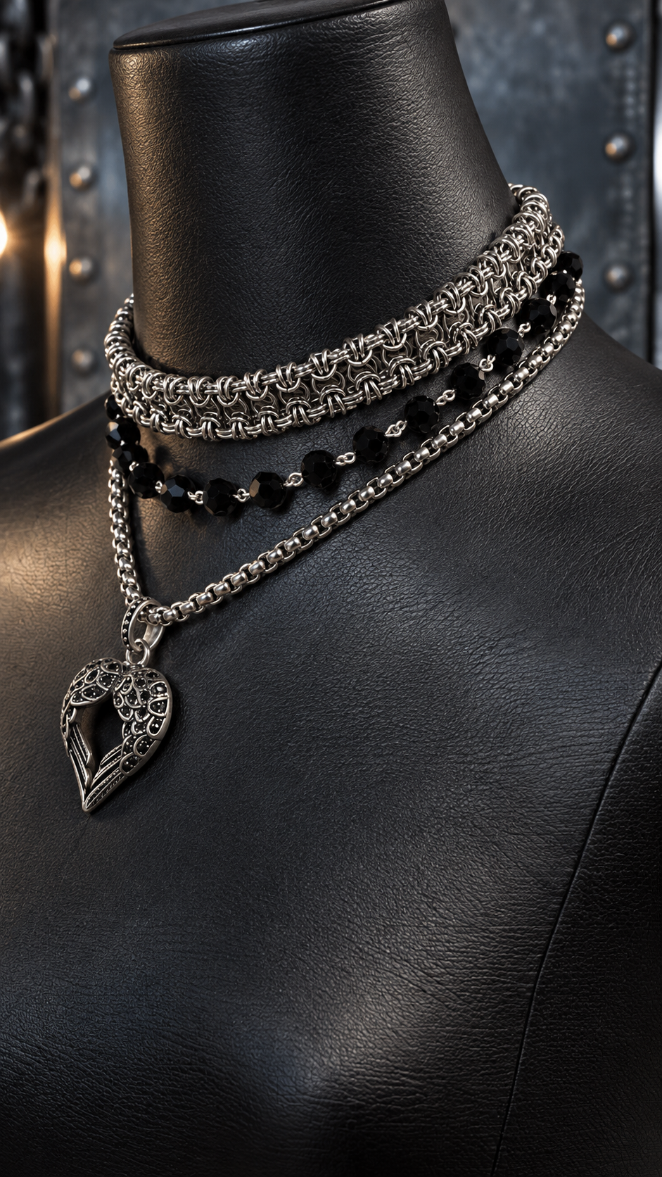 “Holiday Caller & Choker” in Black