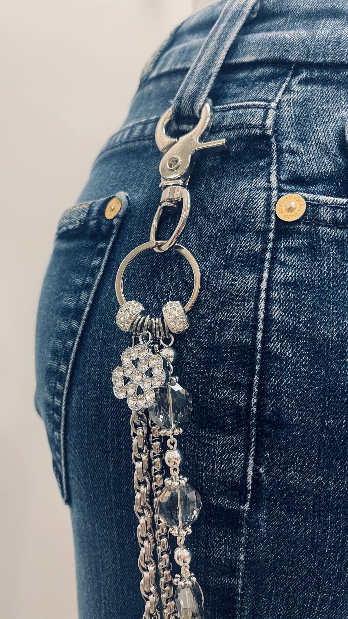 “Crystal Vice” Chain Belt