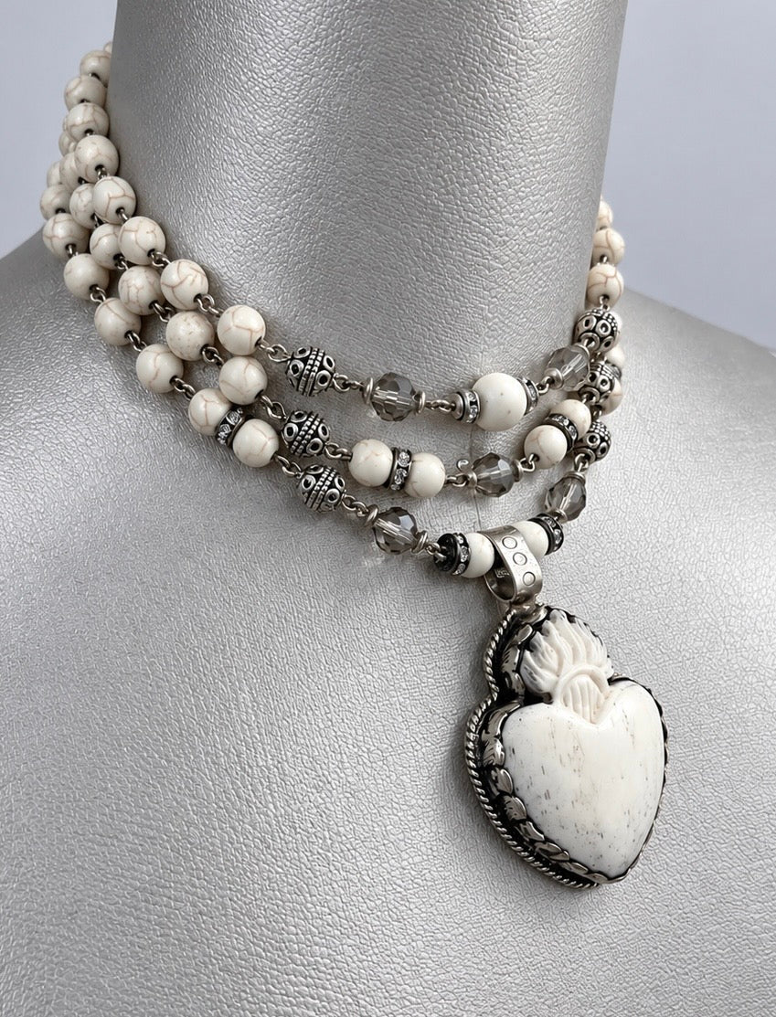 “Créme & Cristal” Choker Necklace