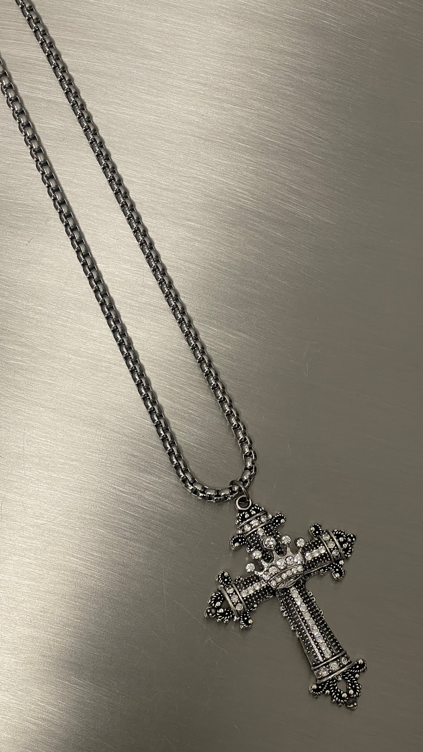 “Reign Supreme” Single Strand 3DCross