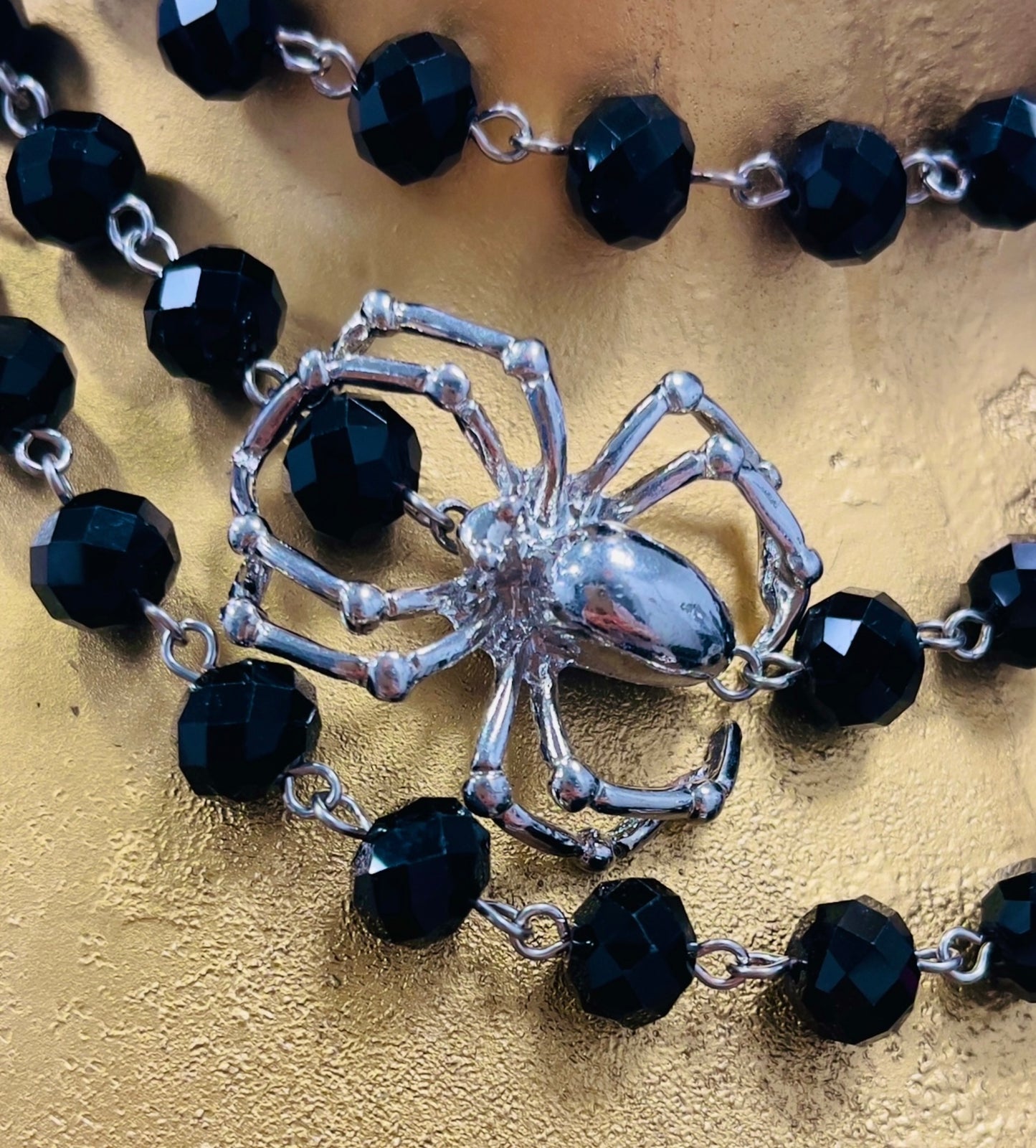 “Friendly Spider” 3 Strand Necklace