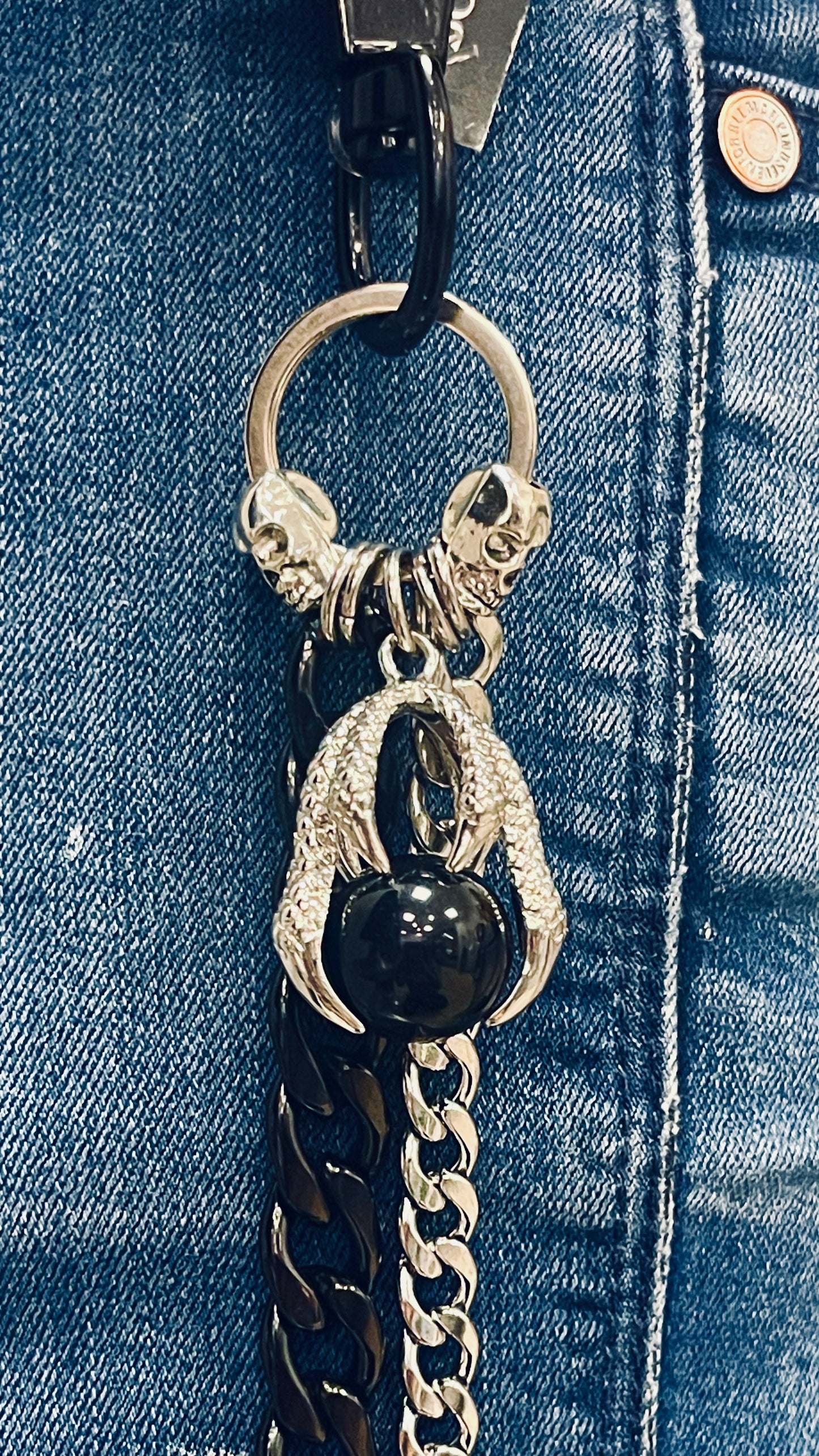 “Wolf Head” Chain Belt