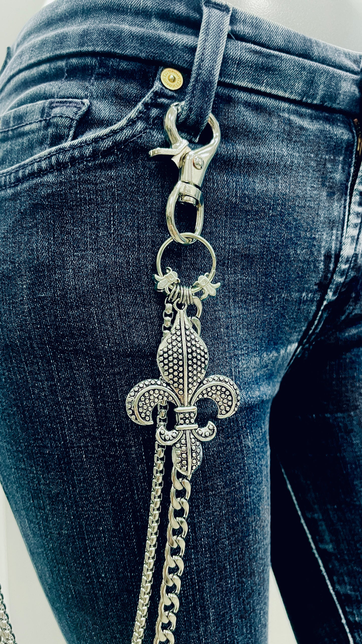 Chain Belt Fleur De Lis