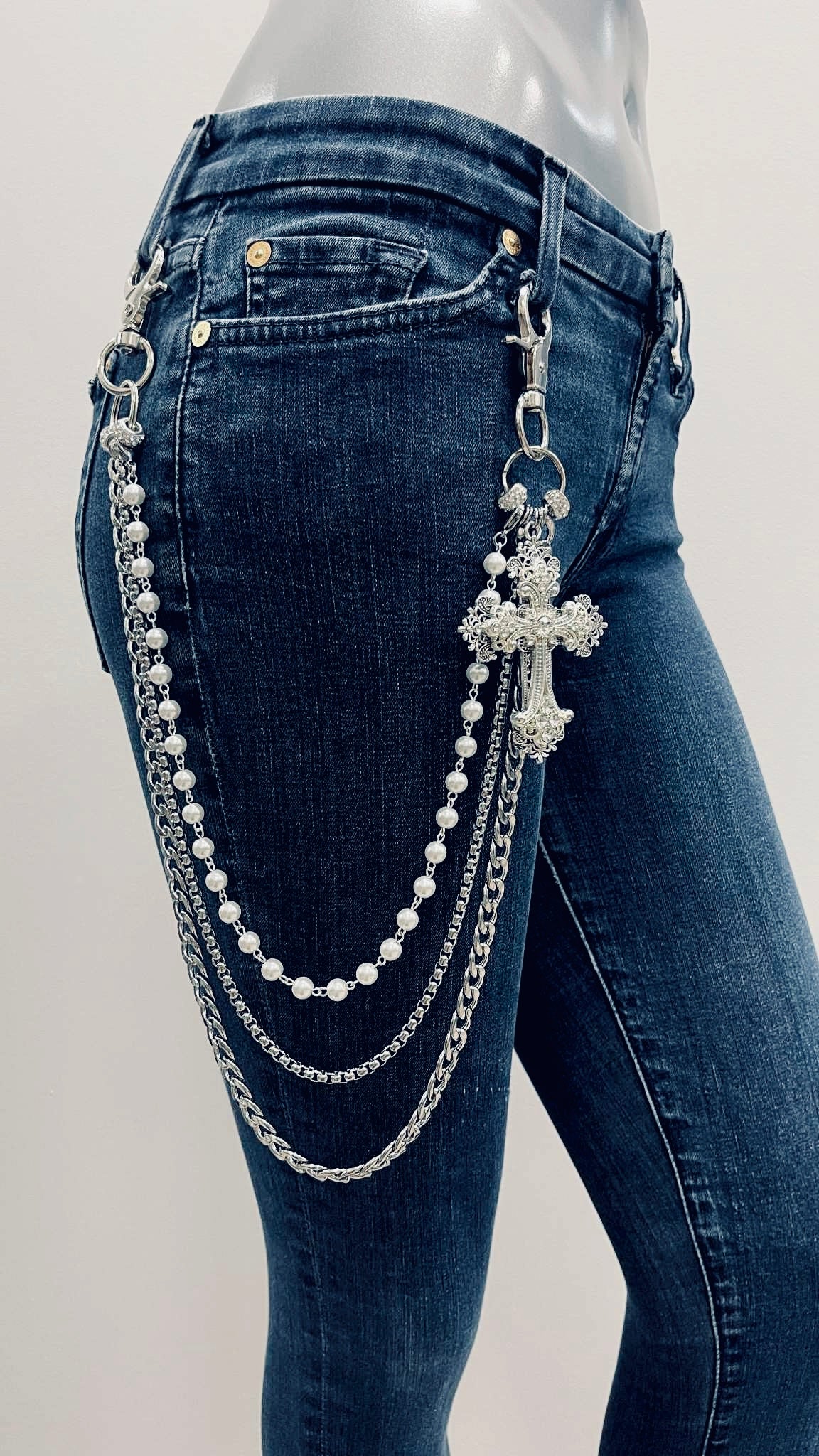 “Pearl” Chain Belt