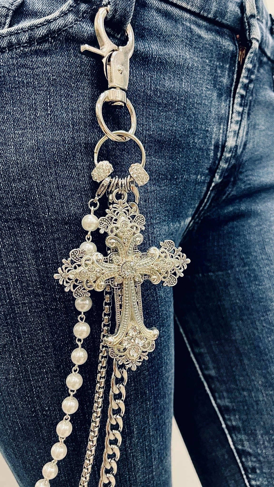 “Pearl” Chain Belt